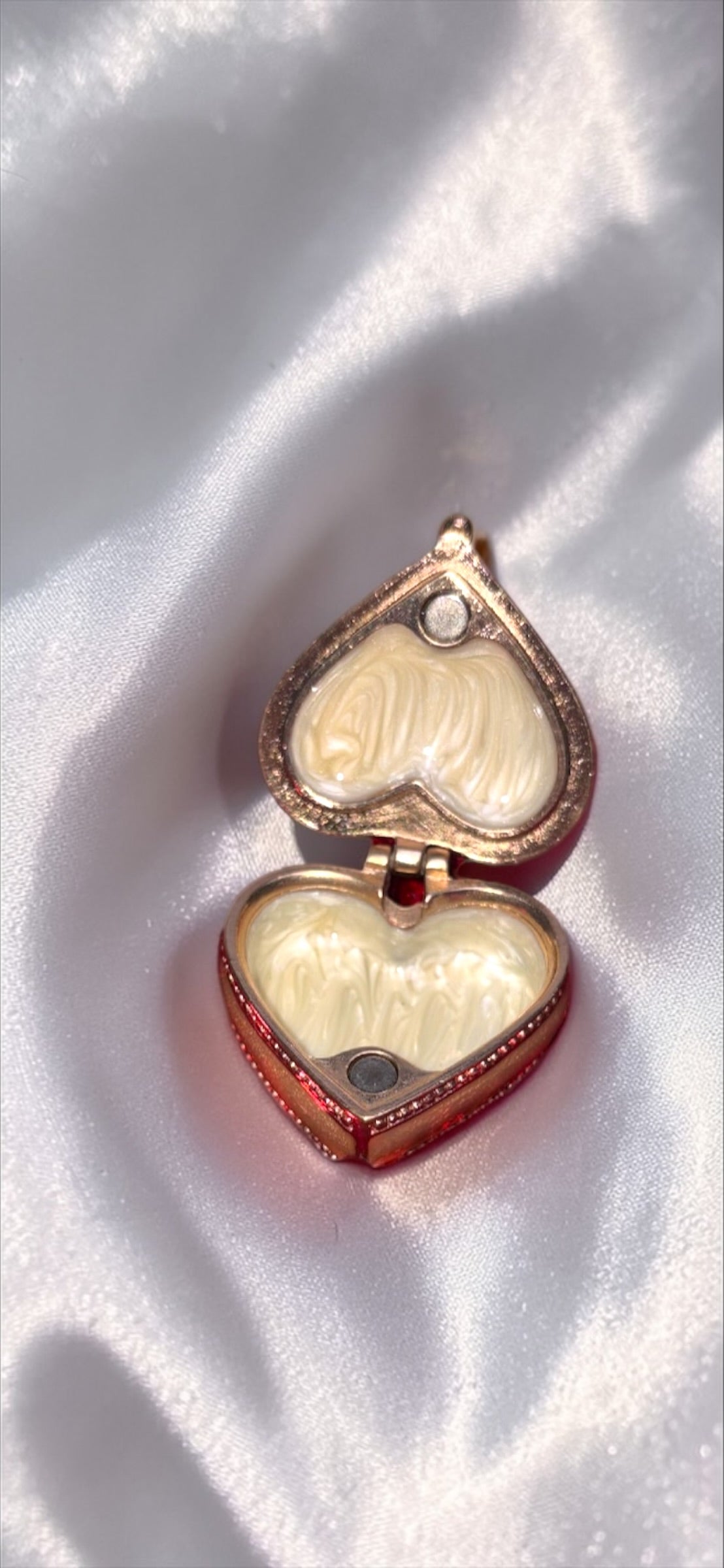 Vintage Heart Trinket Box