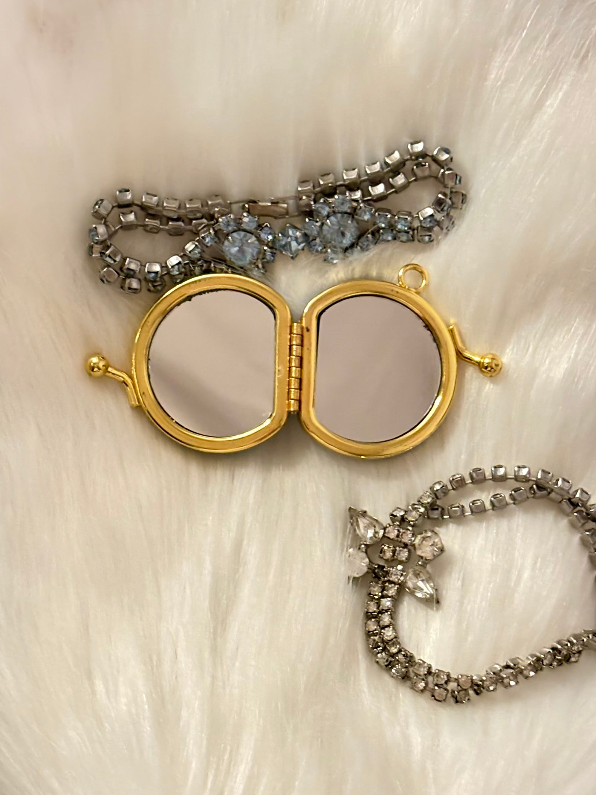 Blossom Coin-Purse Compact Mirror