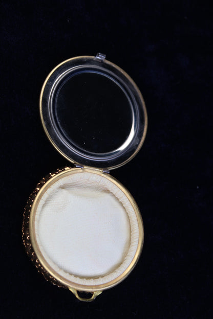 Vintage 1930s–1940s Guilloché Enamel Compact – Gold Tone Mesh Case with Rose Motif – Refillable Powder Compact