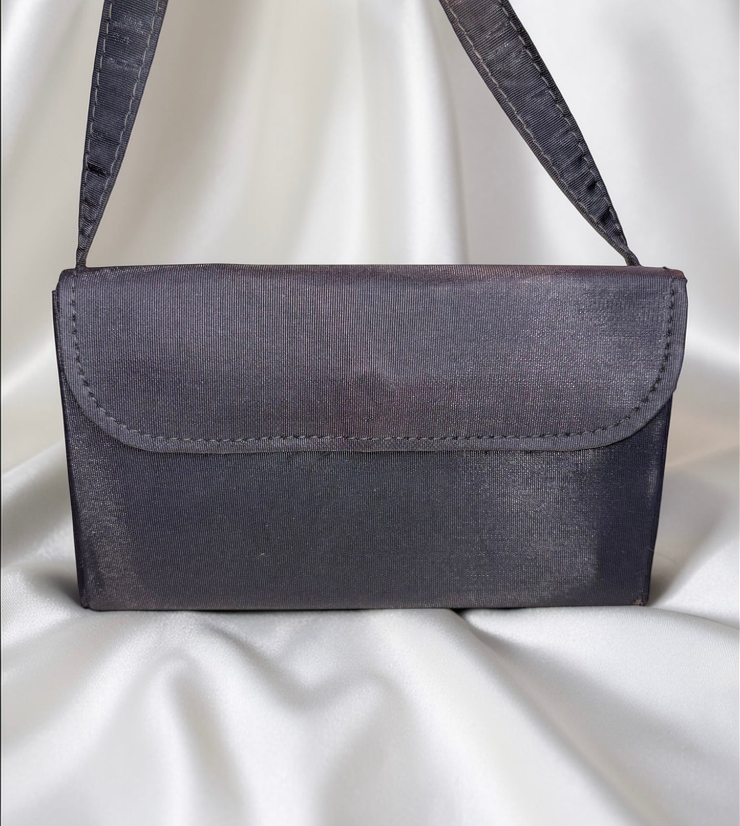 1940s Volupte Carryall Purse Compact – Lucite & Rhinestone
