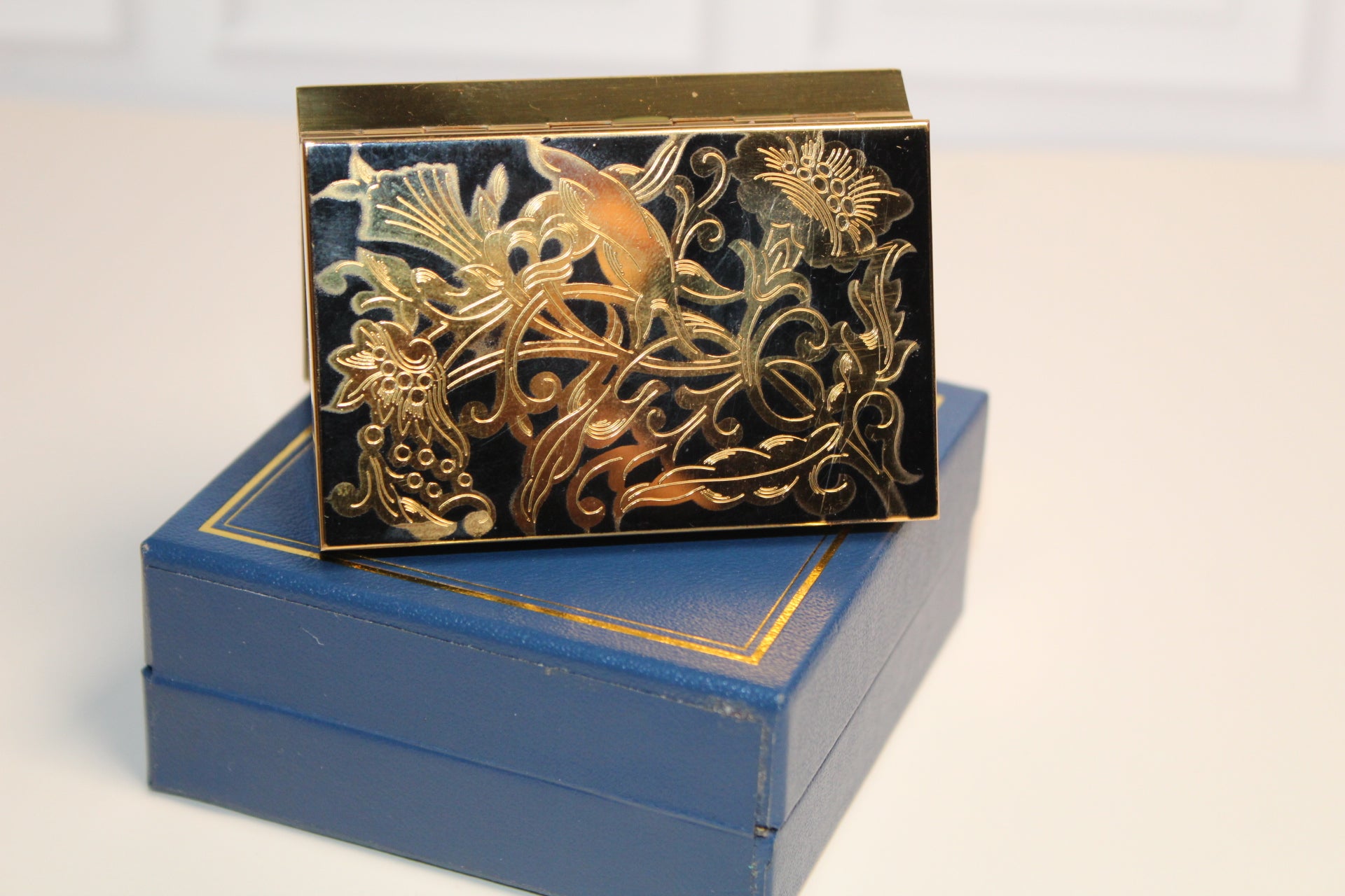 Vintage Musical compact