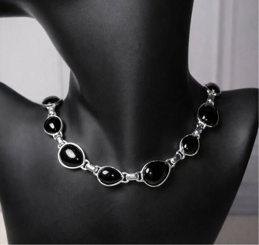 Vintage Black Stone Napier Necklace