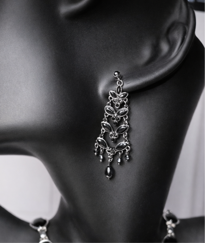 Sultry eye catching vintage jeweled Earrings