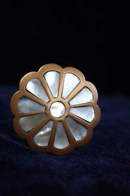 Moonlight Daisy Mother of Pearl Brass Ring Box