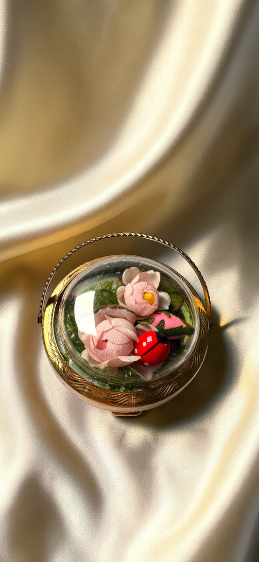 Rare 1940s new old Floral Basket Compact