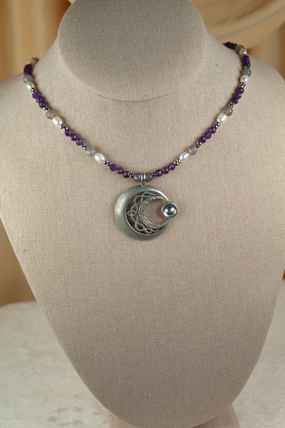 The Priestess moon necklace