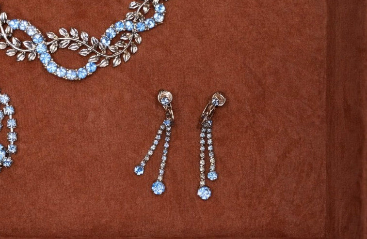 1957 blue droplit radiance earrings