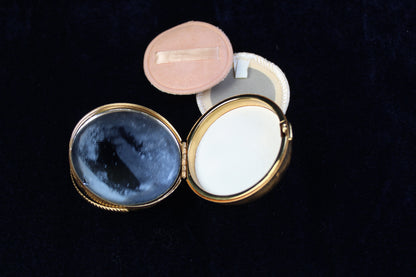 Rare 1940s new old Floral Basket Compact