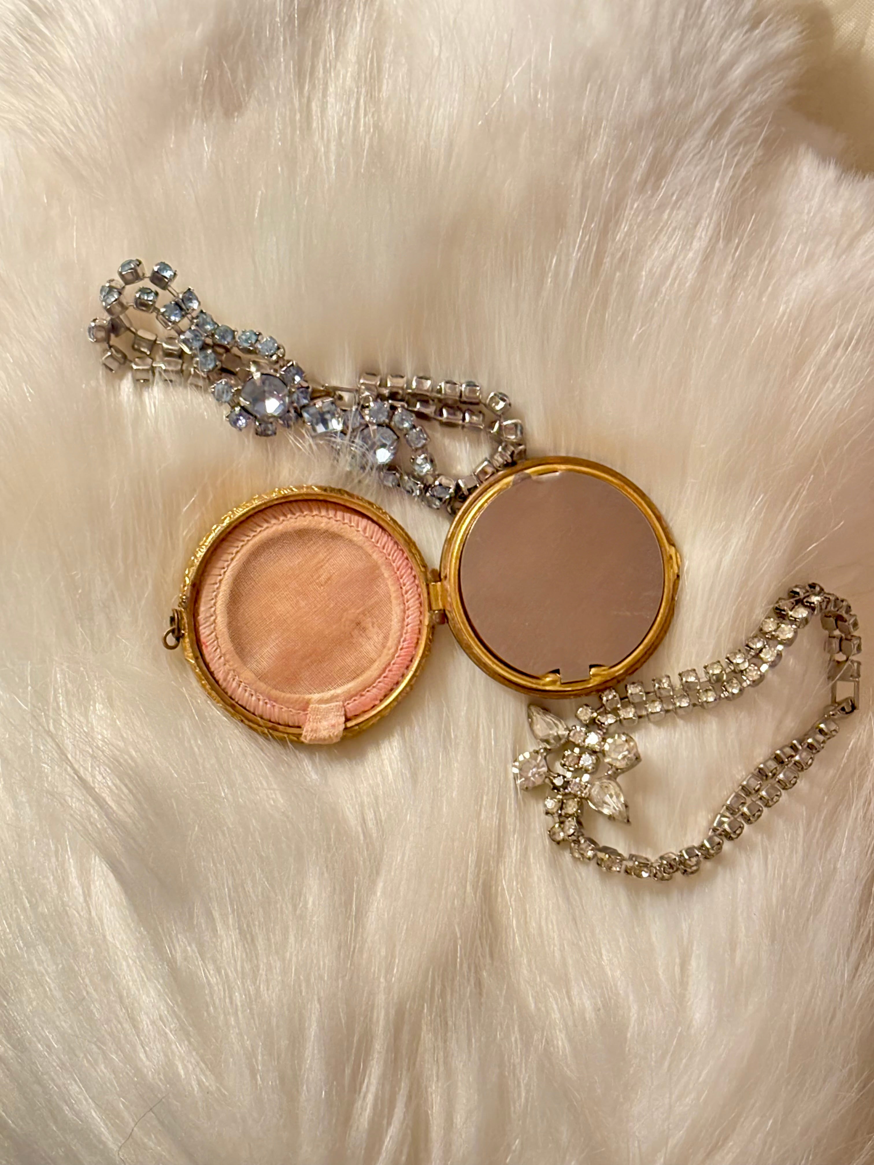 Late 1930’s Vintage Guilloché Compact – Mother & Daughter Silhouette