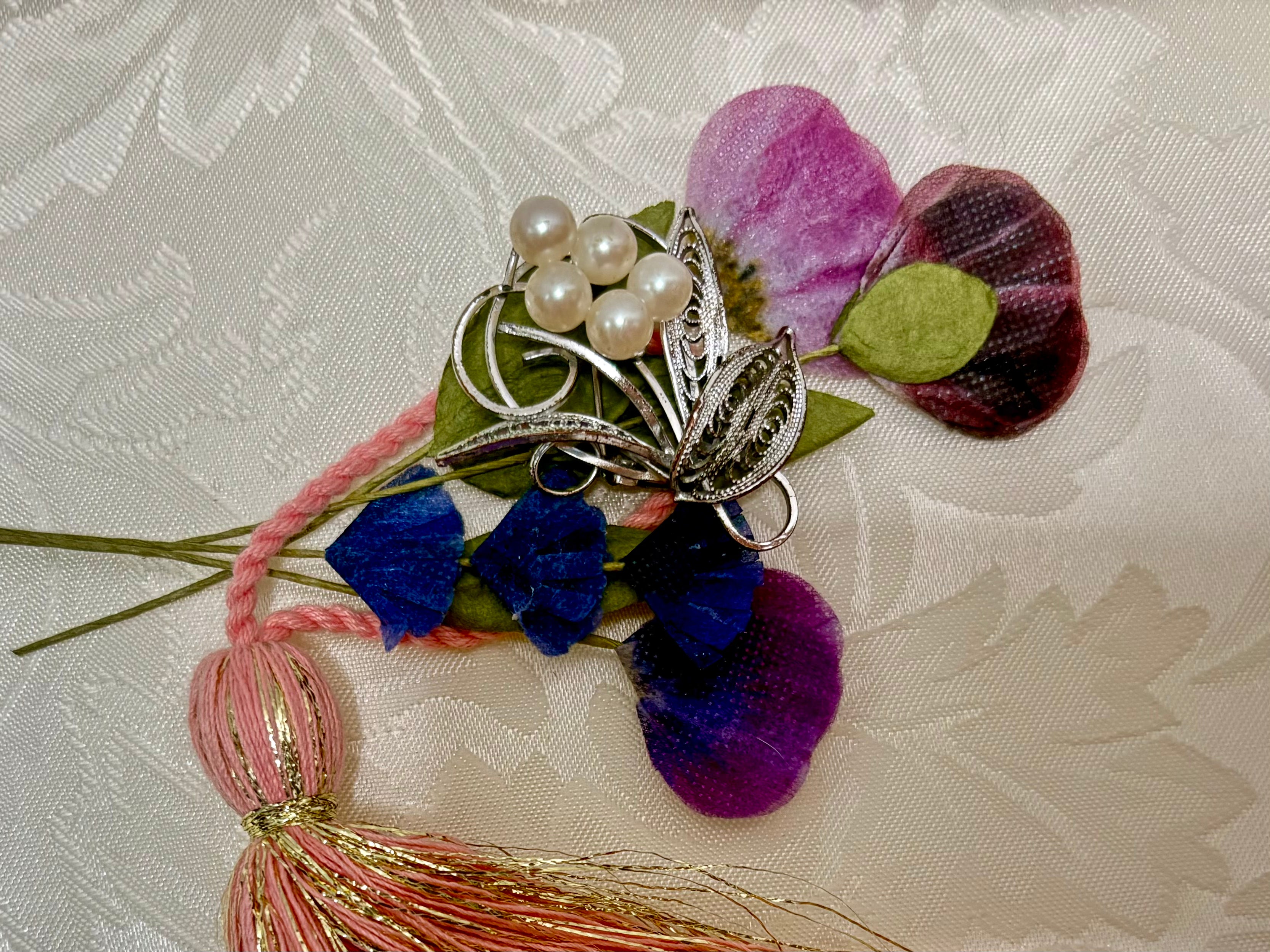 1940’s Floral Spray Brooch – Silver-Tone Filigree Pin