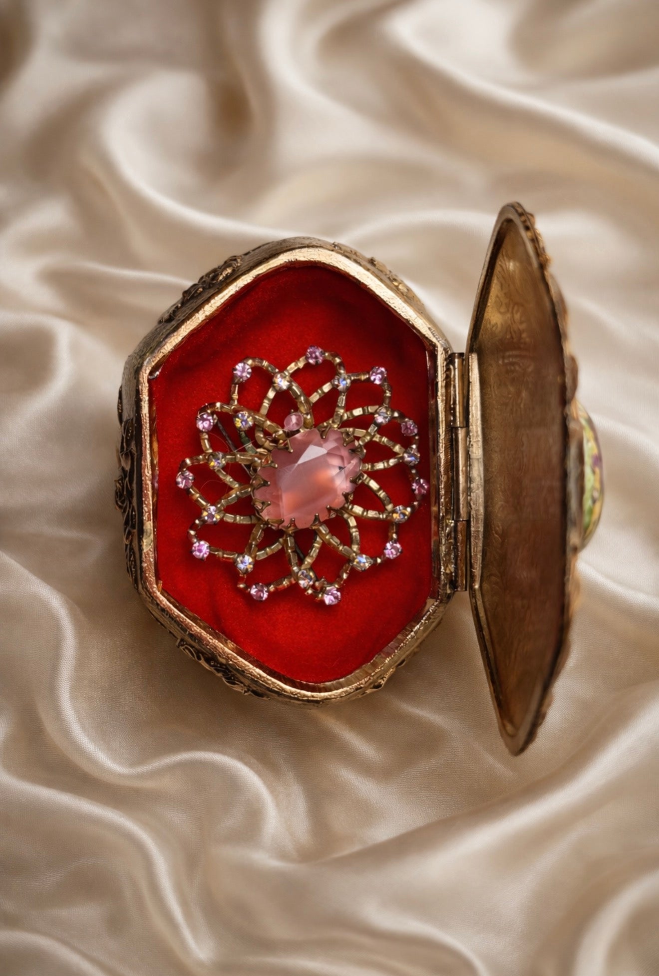 1950s Vintage Pink cosmic Brooch Gold Filigree Floral Pin
