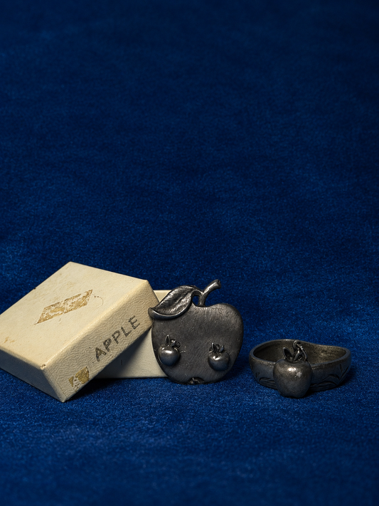 Five-Piece apple Relic