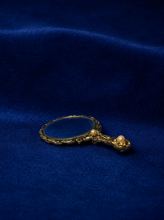 Pearl purse Mirror