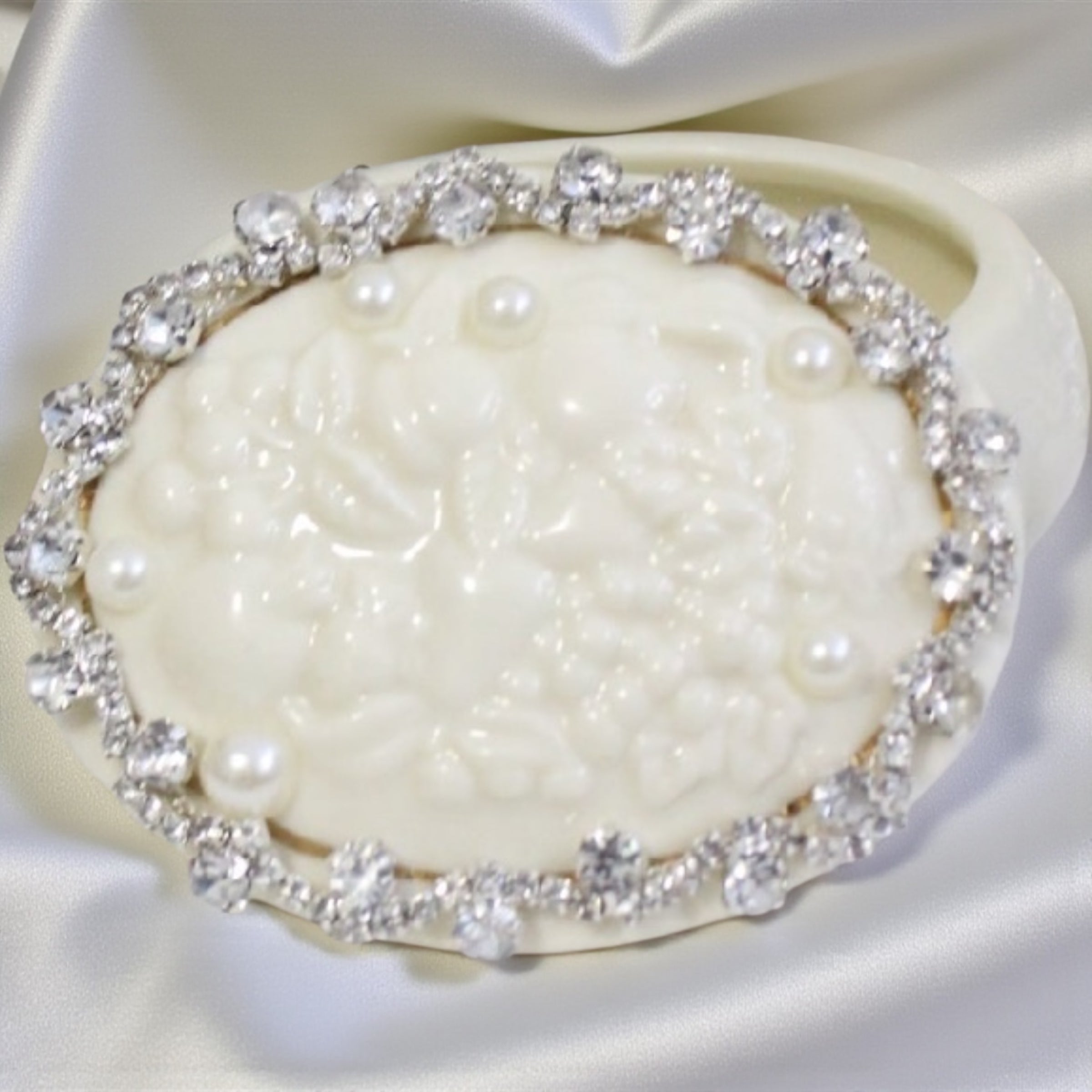 Lenox Iridescent Pearl Trinket Dish Vintage Keepsake Box