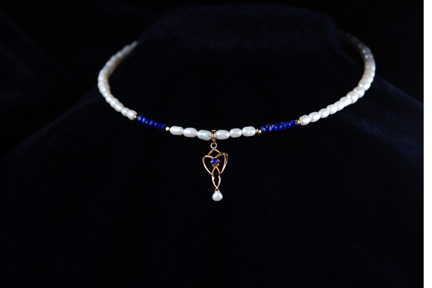 Vintage 10K Gold Lavalier, Lapis Lazuli & Pearl Necklace