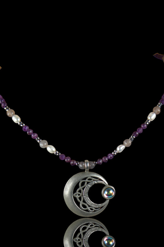 The Priestess moon necklace