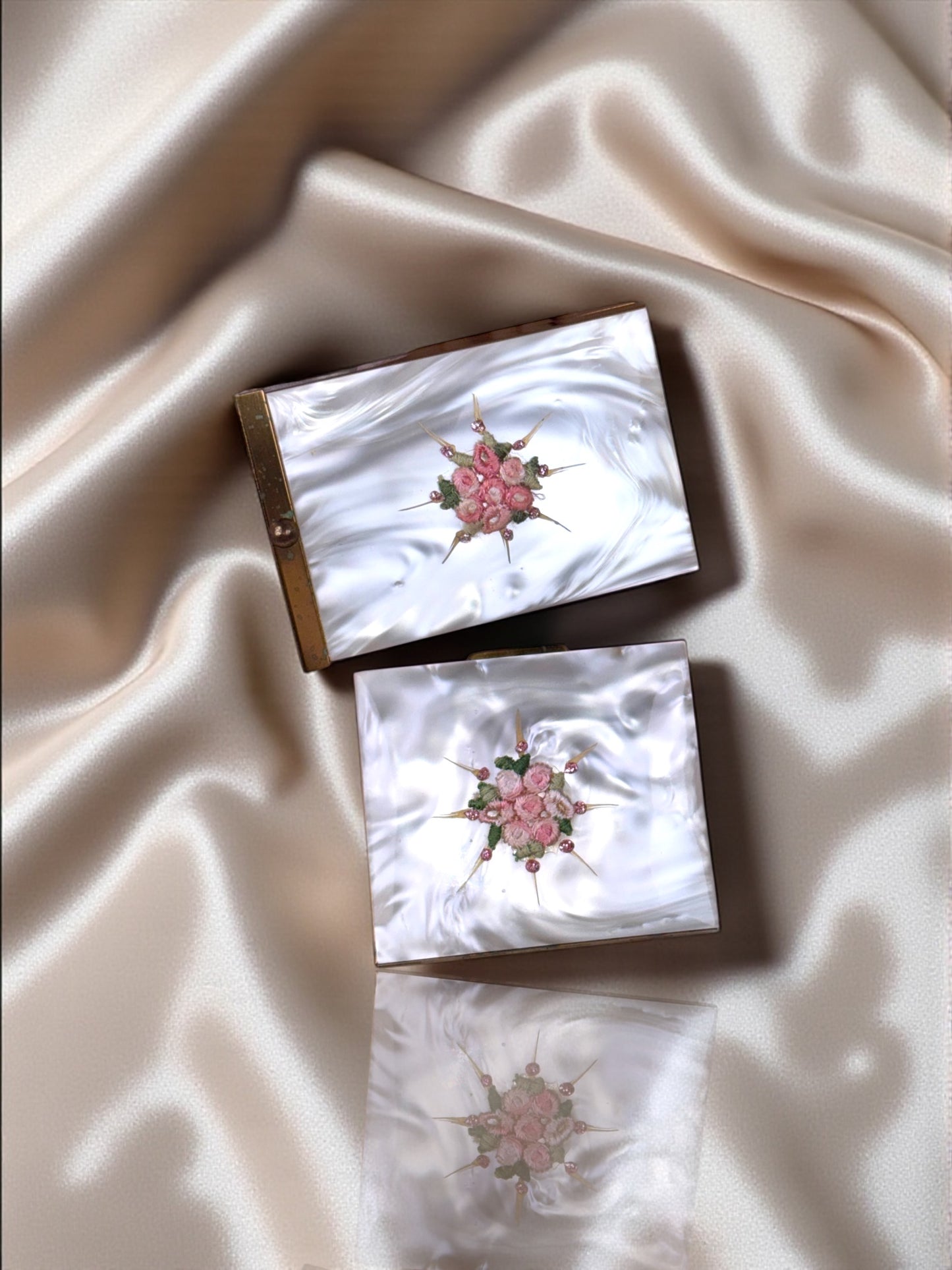 Unused 1950s Lucite Card holder and Power Compact set  (Mid-Century)