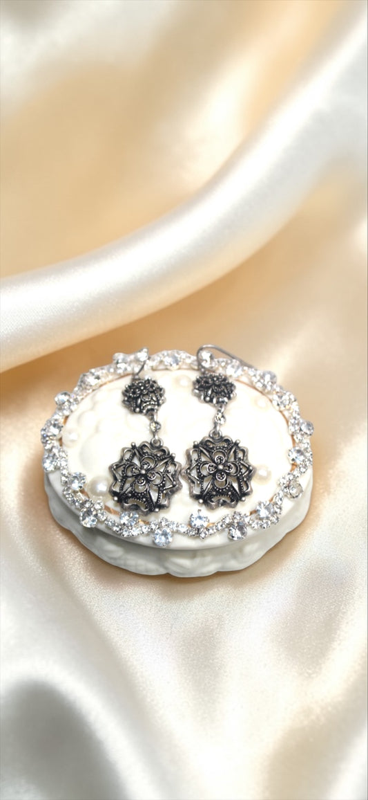 Dracula’s Muse Gothic Filigree Earrings