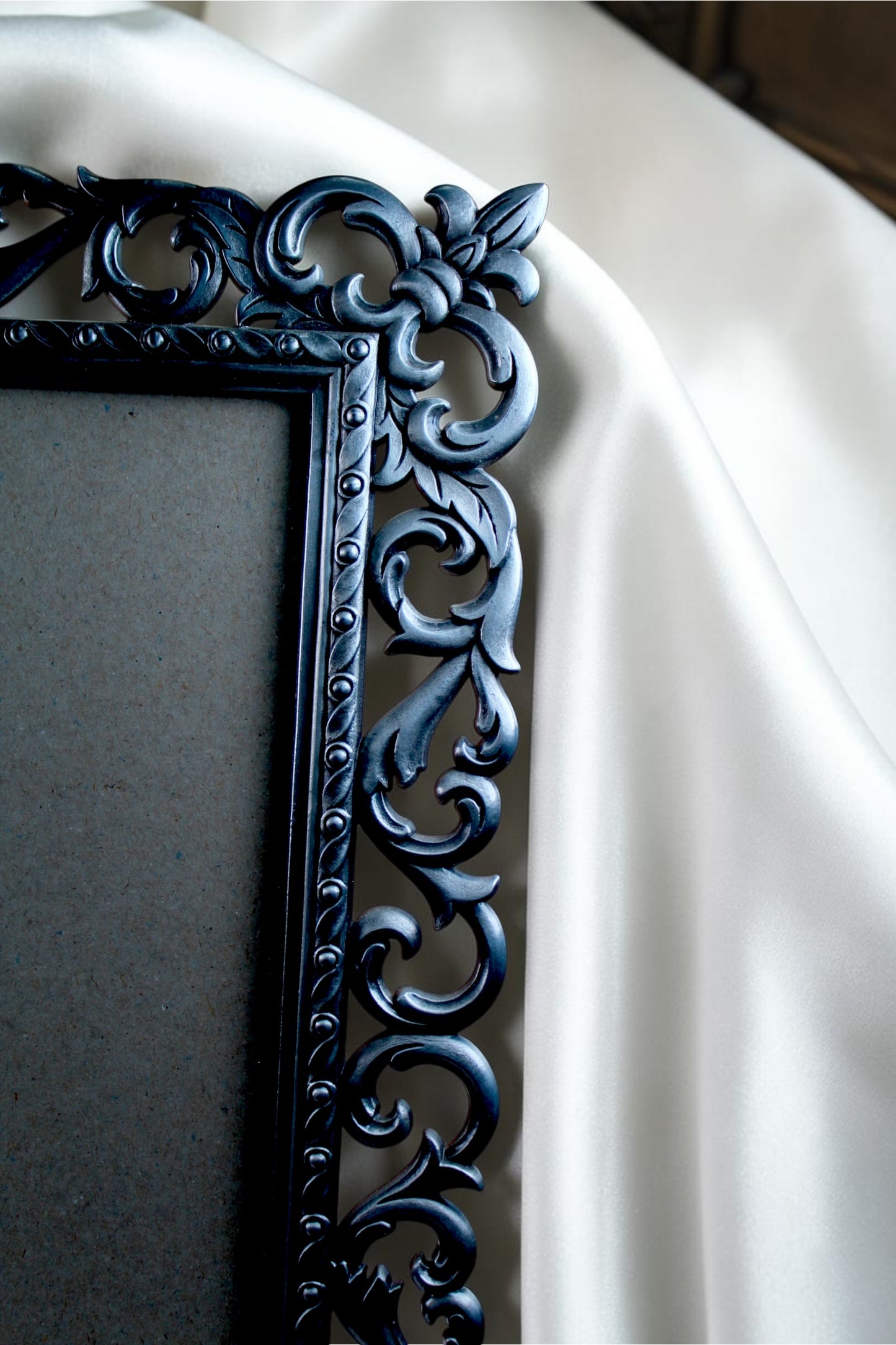 Large Vintage Ornate Picture Frame