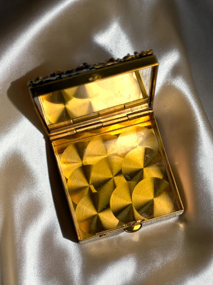 Vintage 1940s Mother of Pearl & Rhinestone Compact – Gold Filigree Powder Case / Trinket Box