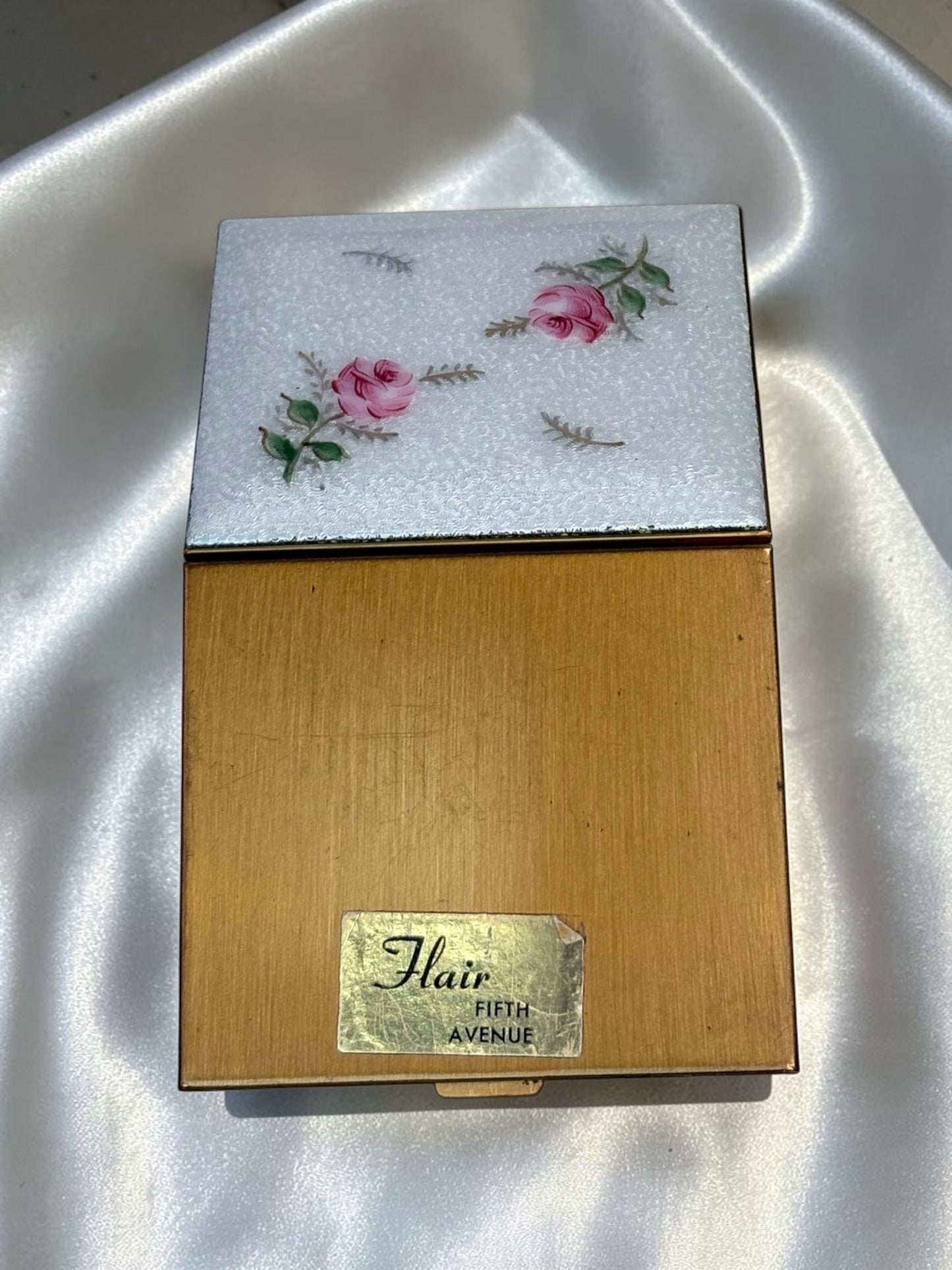 Vintage 1940s Guilloché Enamel Compact – Hand-Painted Rose Design, Fifth Avenue