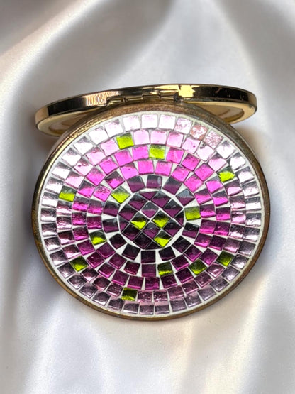 1940s Mosaic Glass Vanity Compact – Pink & Green Tile Design, Vintage Powder Compact