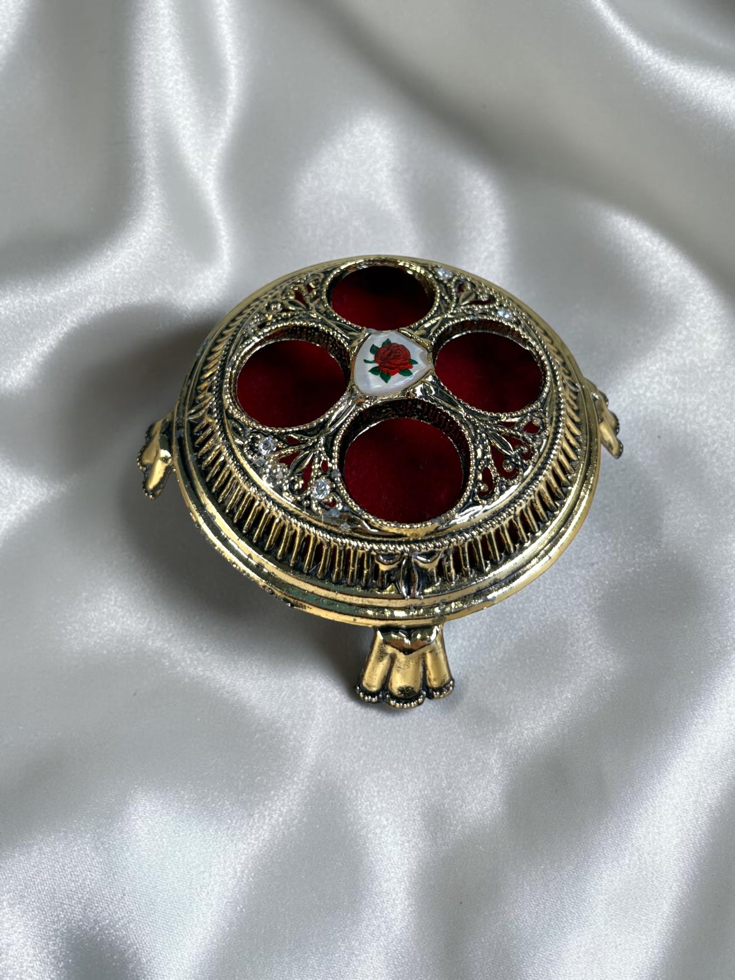 Thee Enchanted Rose vintage Hollywood lipstick holder with red velvet interior ￼