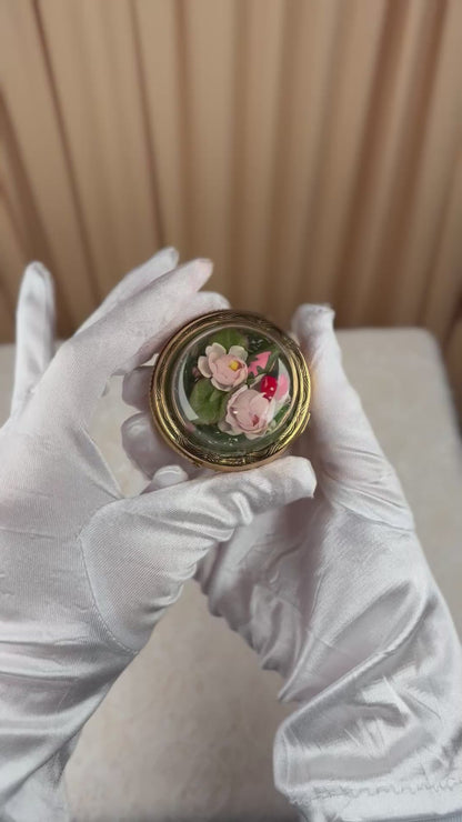 Rare 1940s new old Floral Basket Compact
